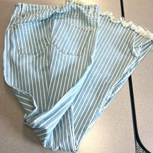 Women Kancan Ultra High Rise Extreme Flare size 27